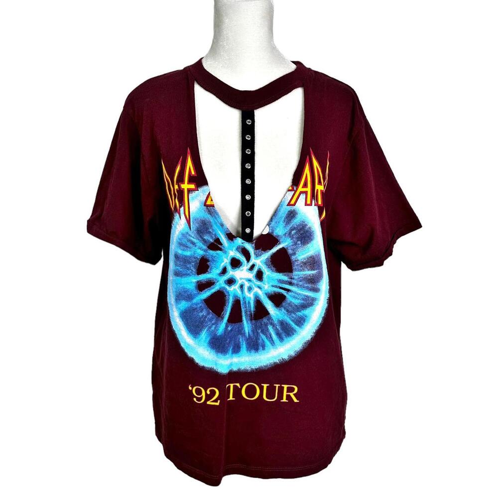 Def Leppard 92' Tour Cut Out Graphic T-Shirt Women's S